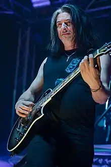 Skolnick performing with Testament in 2017