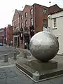 Silver ball fountain