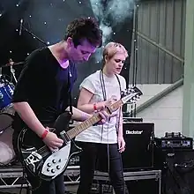 Desperate Journalist performing at Indietracks 2015. Rob Hardy (left), Jo Bevan (right)
