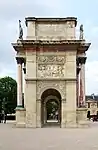 Side view of the Arc de Triomphe du Carrousel